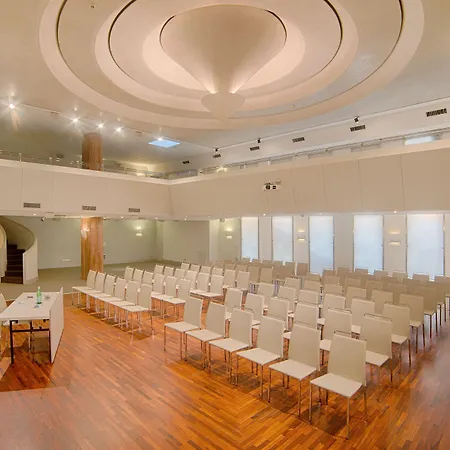 Nh Centro Hotell Turin