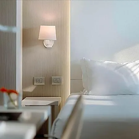Hotel Nh Centro
