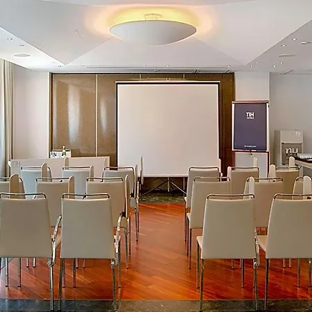 Nh Centro Hotel