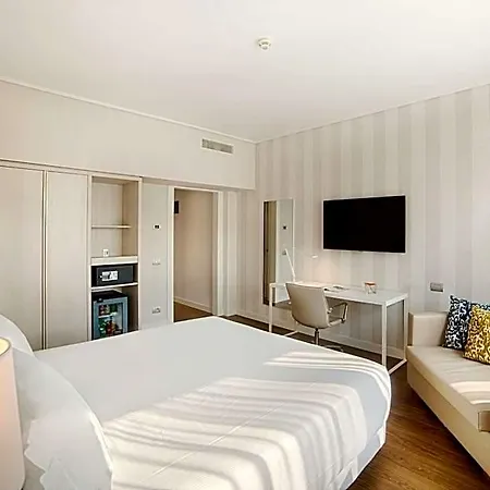 Nh Centro Hotel