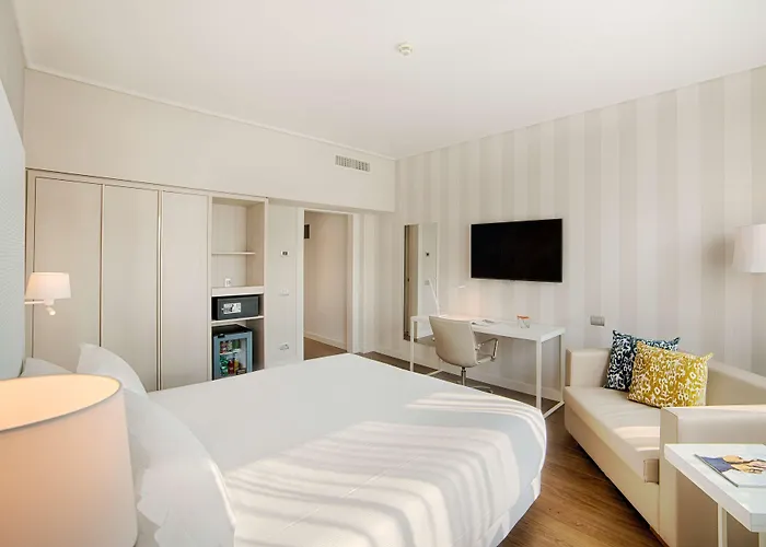 Nh セントロ ホテル 4*