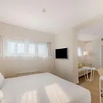 فندق Nh Centro 4*
