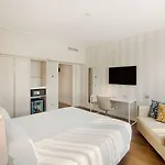 Nh Centro فندق 4*