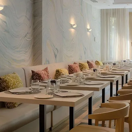 Hotel Nh Centro 4*