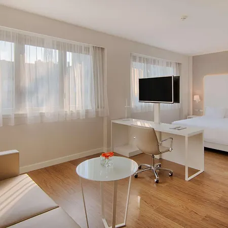 Nh Centro Hotel 4*