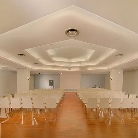 Hotel Nh Centro 4*